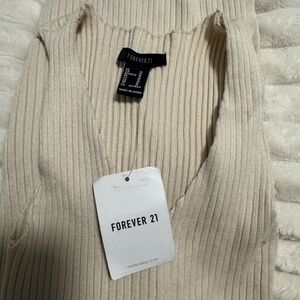 Forever 21 Beige V-Neck Sweater